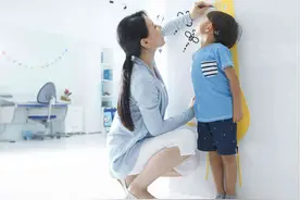 担心孩子早熟、长不高？导致早熟的3类食物，孩子再馋也别吃图片