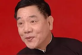 郭德纲亲师兄杨进明，曾跟随侯耀华十余年，古稀之年加入德云集社图片