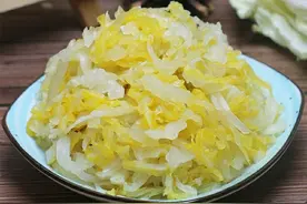不管腌什么酸菜，牢记3个窍门，酸菜不烂不发霉，越放越好吃图片