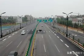 洛吉快速路沿途无限美景，其中有很多你不知道的设施！我来告诉你图片