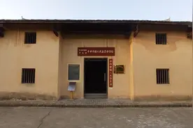 立法明确工人8小时工作制图片