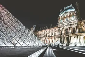 世界上25座最可怕的废弃建筑图片