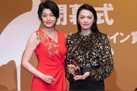 藤原纪香与姚晨 藤原纪香 她确实是气质出众图片