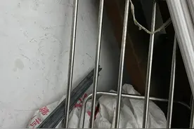 废旧不锈钢回收多少钱一斤？怎么分类？图片