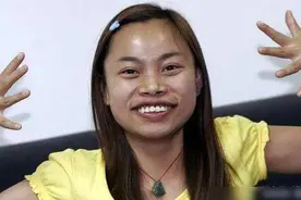 网红罗玉凤被曝在美国确诊新冠肺炎去世！相关美国媒体已刊登报告图片