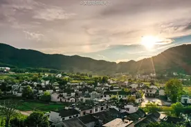 安徽罕见的古村落：房子连体，鲜少人知，如今未完全开发图片