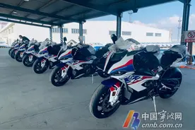 “钢铁骑士”来了！浙江省首批摩托车整车进口业务落地梅山图片