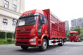 解放J6L VS 东风天锦KR，谁才是6米8载货车之王图片