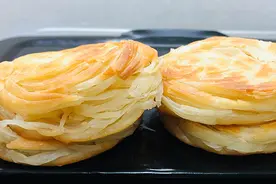 手把手教你做葱油盘丝饼，千丝万缕，层次分明，口感好颜值高图片