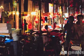 在抖音，记录那些生活中闪闪发光的人图片