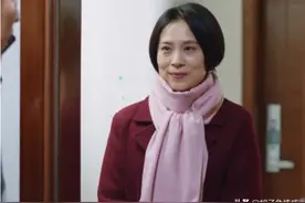 45岁住家保姆坦言:8千工资，工作看似简单，可我每天都是神经紧绷图片