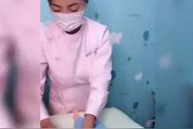 新生儿外出这样做，保暖和抱着都不会累，组图为你解锁，快学习吧图片