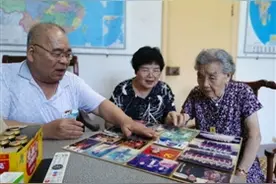 石狮：玉湖这个家庭 把96岁老太宠成“宝贝”图片