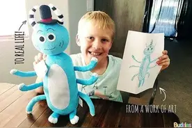 加拿大妈妈把孩子的画做成玩偶，懂收藏的父母都是一群宝藏父母图片