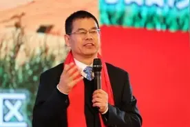 浙江金华又出现一位百亿富豪，身价129亿，人称“猪饲料大王”图片