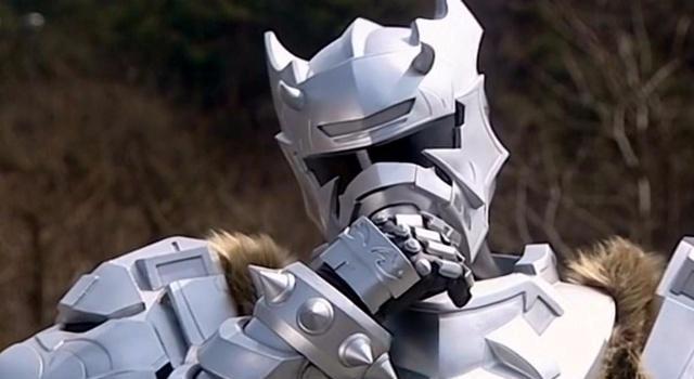 铠甲勇士：五位召唤人变身，招牌动作介绍