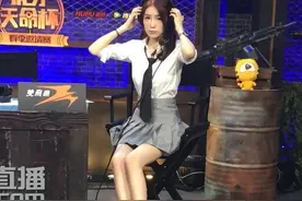 斜腿坐已过时，女解说更热衷“夹腿坐姿”，安全实用令摄影师头疼图片