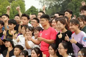 “亚洲第一课堂”来了！苏炳添带暨大学子挑战9秒83！图片