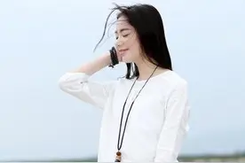 你可能不知道，棉麻系女装穿奔3、4女人身上，大气衬肤凸显气质图片