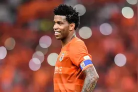 「人物」吉尔：鲁能后防线上的铁卫，最山东大汉的巴西人图片