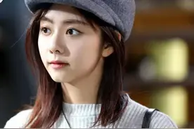 30岁的谭松韵，从耿耿到李尖尖，有着太多让人羡慕的东西图片