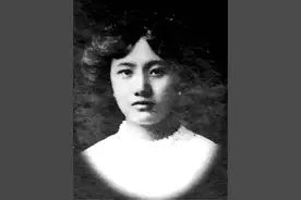 13岁入青楼，15岁嫁督军，曾获周总理接见，女人的一生要自己成全图片