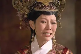 《甄嬛传》原著，论羞辱宜修皇后，她才是后宫最强，皇帝也纵容她图片