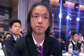 15岁女天才科学家闻名于世，拒绝了央视的采访：不能让我妈妈看到图片
