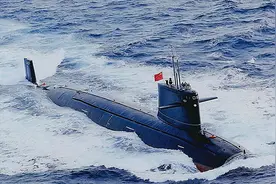 1994年中美黄海对峙：苏27撞向F14，歼8锁定美航母，耗时72小时图片