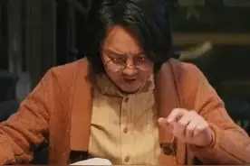 国产片黑马，小成本，没流量，他凭什么杀出重围？图片