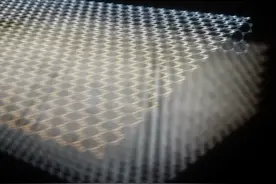 过“筛子”！氢气与二氧化碳分子实现有效分离图片