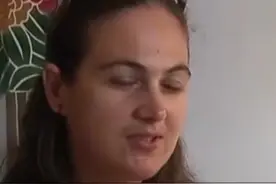 感动中原的乌克兰媳妇，生下三个孩子后丈夫去世，独自撑起这个家图片