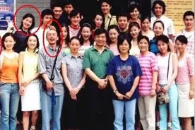 用14年从杀猪匠逆袭成影帝，转头就一脚踹了发妻，迎娶小11岁女星图片