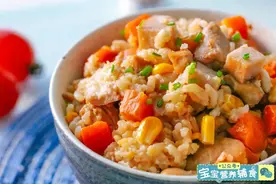 「芋头鸡腿焖饭」一周多睡10小时一键预约饭菜一锅出！宝宝辅食图片
