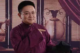 火过上海市长的“小百搭”舒悦，代言的老人鞋屡遭吐槽图片