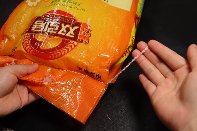 原来拆缝线面带这么简单？一句口诀，一拉就开，学会了一生受用
