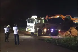 岳阳楼区：打击非法填湖 守护一江碧水图片