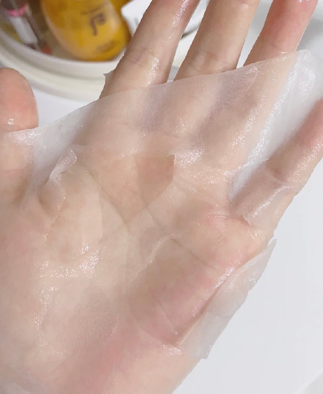 韩束“借”吴亦凡上热搜，这6件大牌平替护肤品，不愧是国货之光