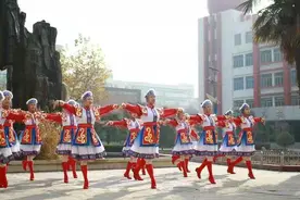 陕西咸阳中学校荣获“全国文明校园”称号图片