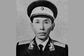开国将帅（174）中将阿沛•阿旺晋美图片