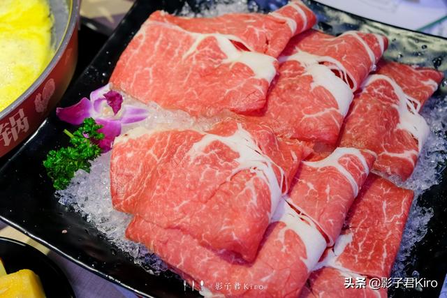 花胶鸡为什么这么黄 2026年花胶鸡锅底为什么那么黄