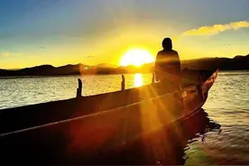 一个高中校长的困局：老师怎么留，成绩怎么提，生源如何抢？图片