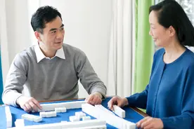 46岁女人：不该趁丈夫去打麻将把情人带回家，让我无家可归了图片