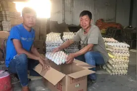 快递小哥建社区微信群，日卖2万枚土鸡蛋图片