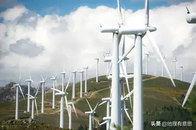 为什么很少见到风力发电机转动，那么多风电项目真的只是摆设吗？图片