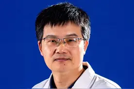 “ICU就是战场！”——专访北京地坛医院ICU主任刘景院图片