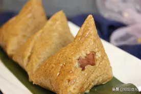 端午节自制咸蛋黄酱肉粽，秘制酱肉配方，软嫩不柴，鲜香入味图片