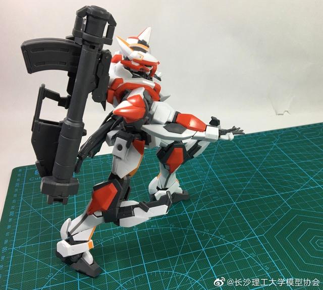 宅客模玩原创测评：青岛社 1/48 烈焰魔剑 测评（素组+展示部分）