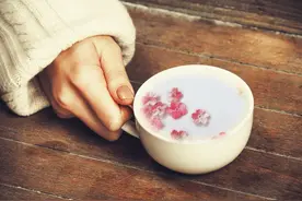 这些唯美又浪漫的钩针编织樱花比真的还美图片