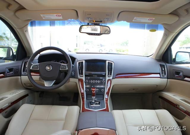 凯迪拉克SLS赛威3.0 V6实拍,外型绝对够霸气,话说也是油老虎?